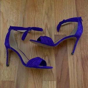 BANANA REPUBLIC - NIB bow ankle heels